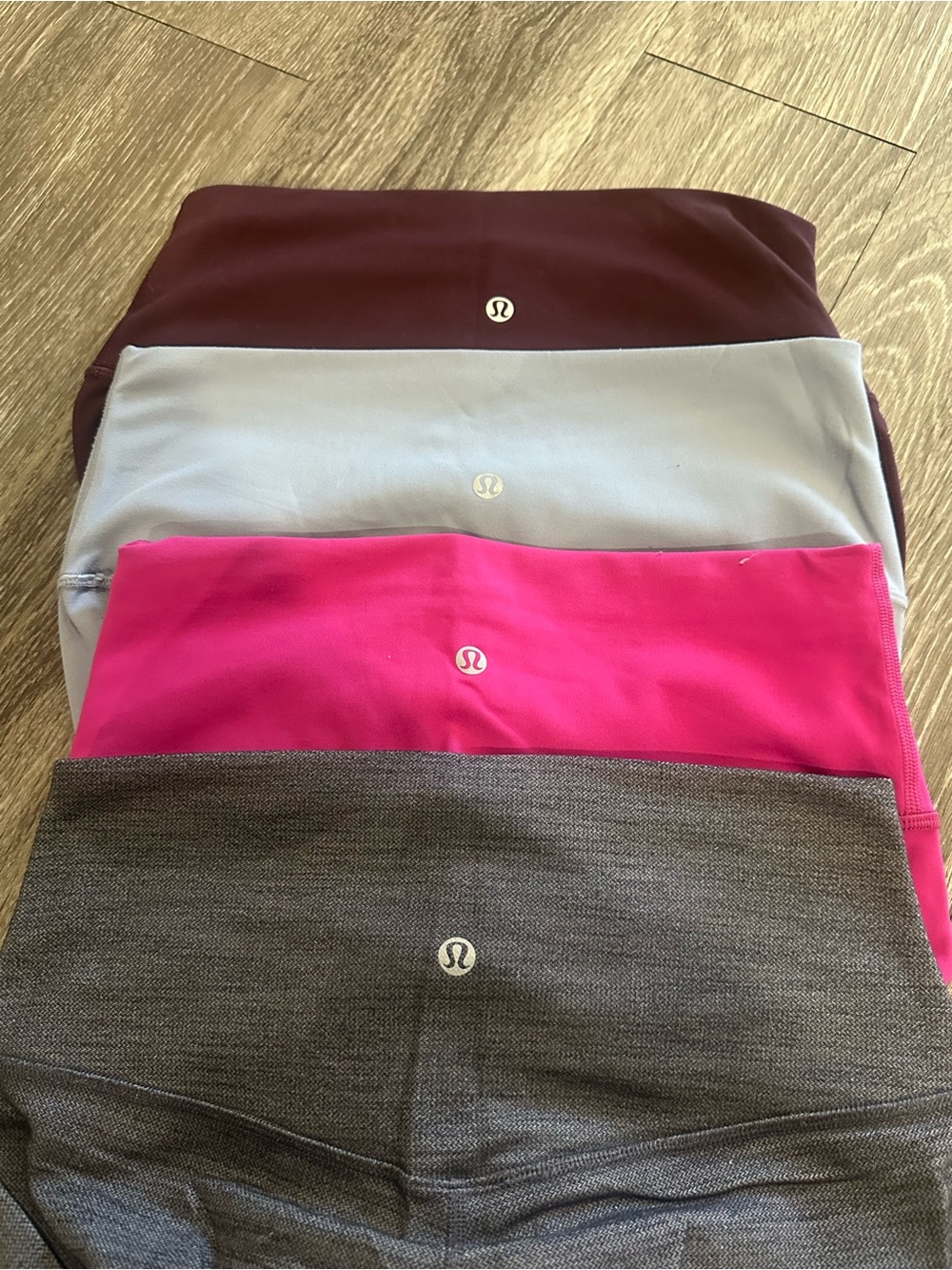 Bundle of 4 pairs of lululemon leggings size 8